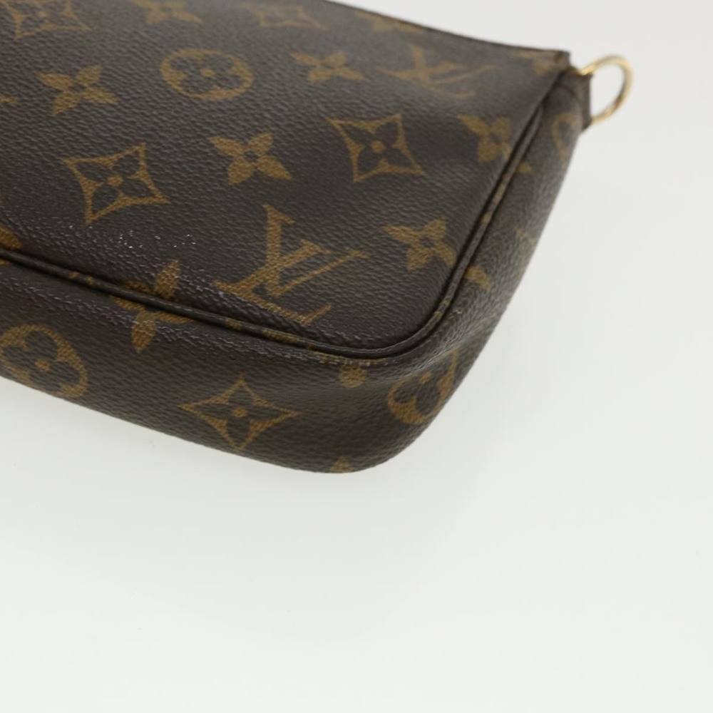 LOUIS VUITTON Pochette accessoires Clutch Bag - Picture 12 of 16